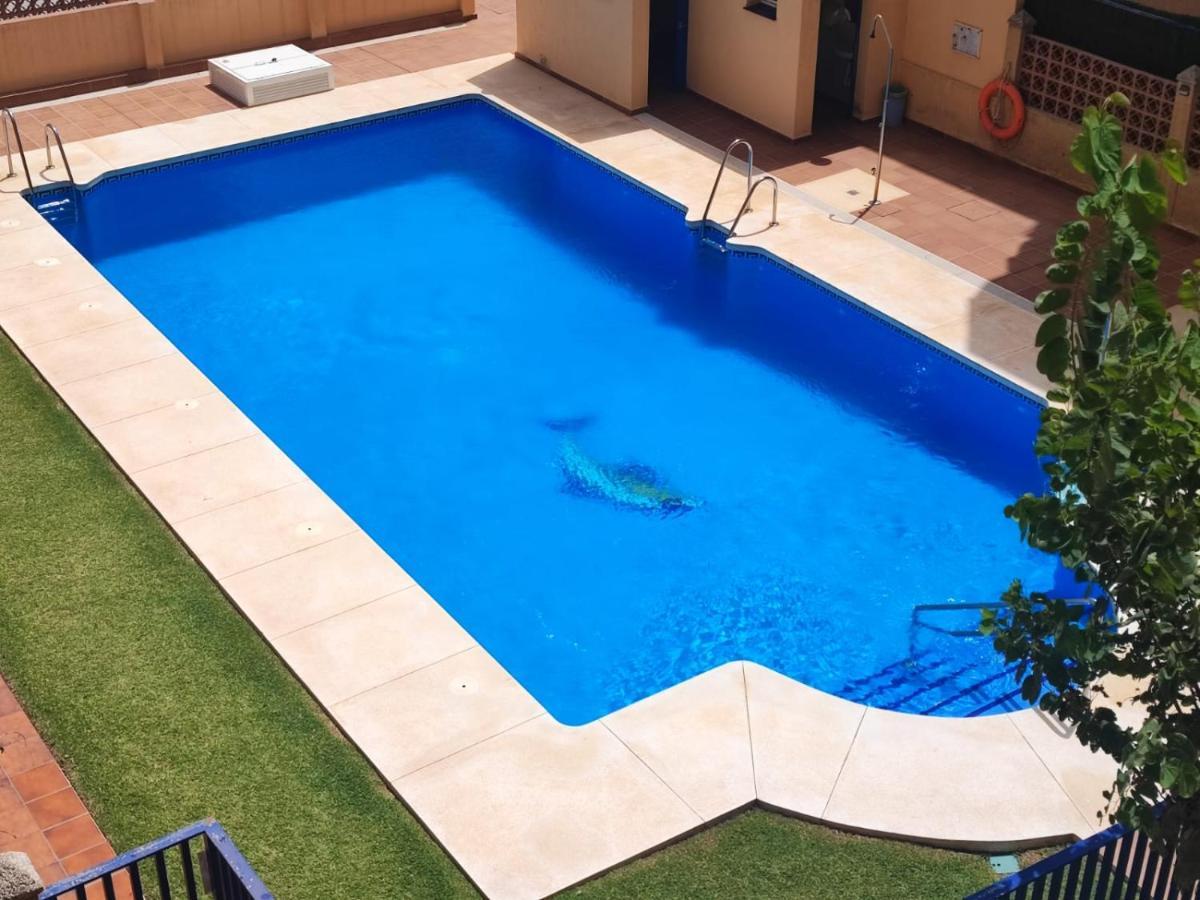 Casa Playa Guadalmar, Beautiful Apartment In Front Of The Sea, Wifi, Ac, Smart Tv, Private Parking มาลากา ภายนอก รูปภาพ