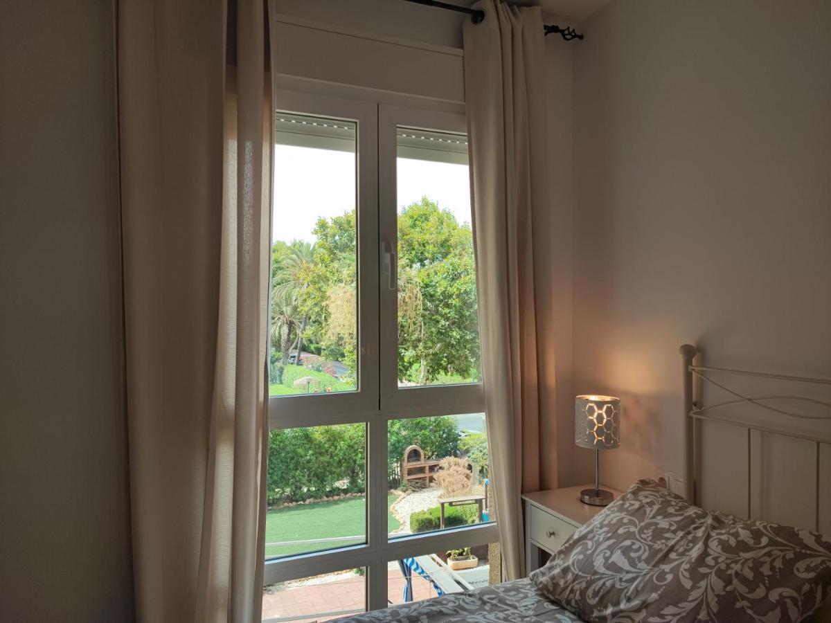 Casa Playa Guadalmar, Beautiful Apartment In Front Of The Sea, Wifi, Ac, Smart Tv, Private Parking มาลากา ภายนอก รูปภาพ