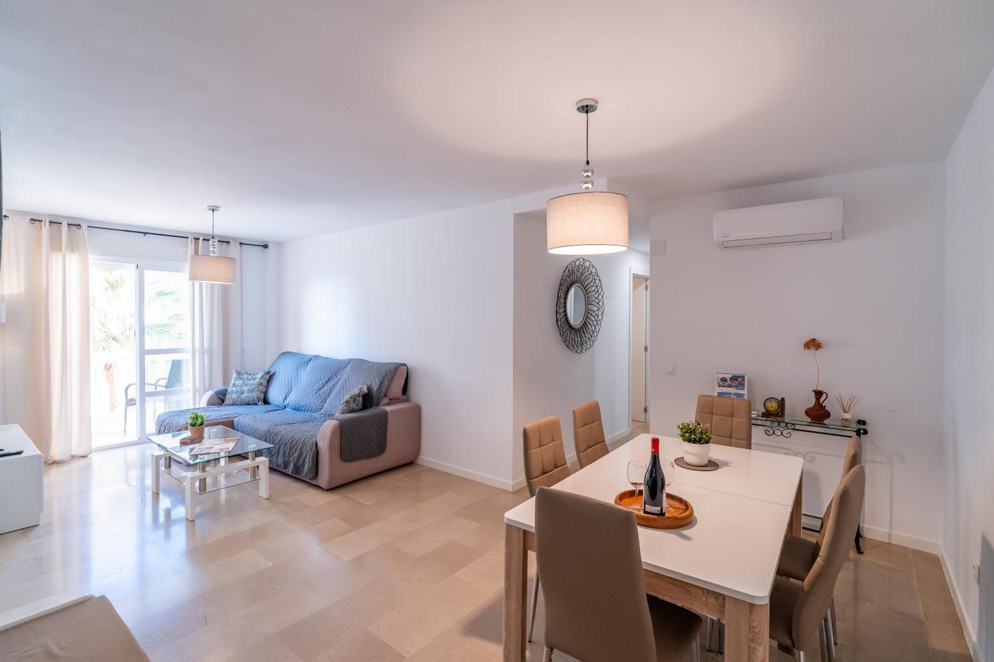 Casa Playa Guadalmar, Beautiful Apartment In Front Of The Sea, Wifi, Ac, Smart Tv, Private Parking มาลากา ภายนอก รูปภาพ